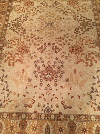 Beige fine Amritsar design rug 4'7'' X 7'6''