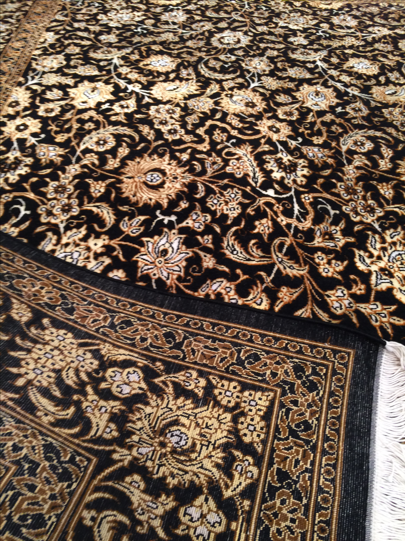 Black Persian Tabriz Design silk & wool 4'11'' X 6'6''