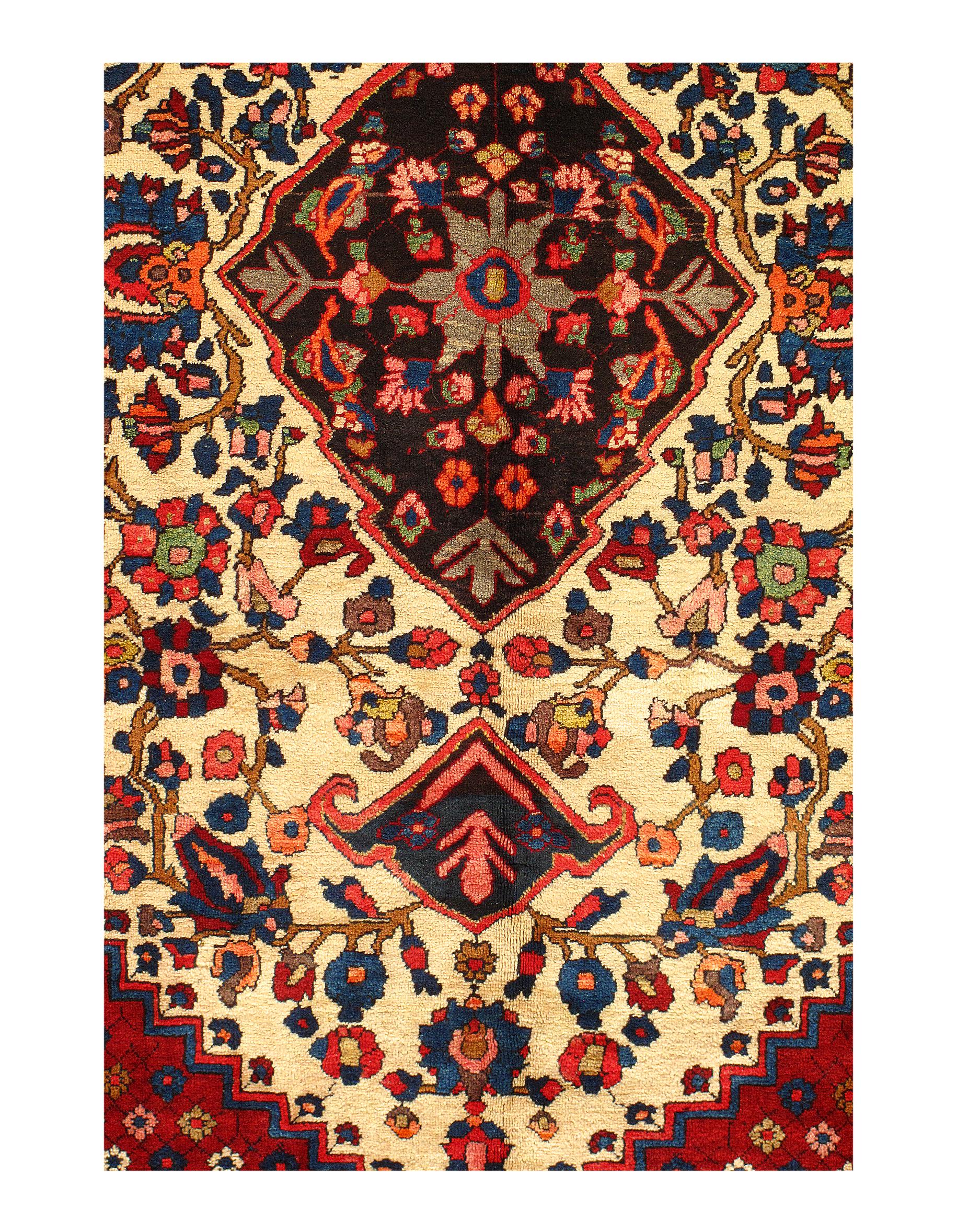 1950s Vintage Persian Bakhtiari Hand-Knotted Rug - 7? Ã 10?5"