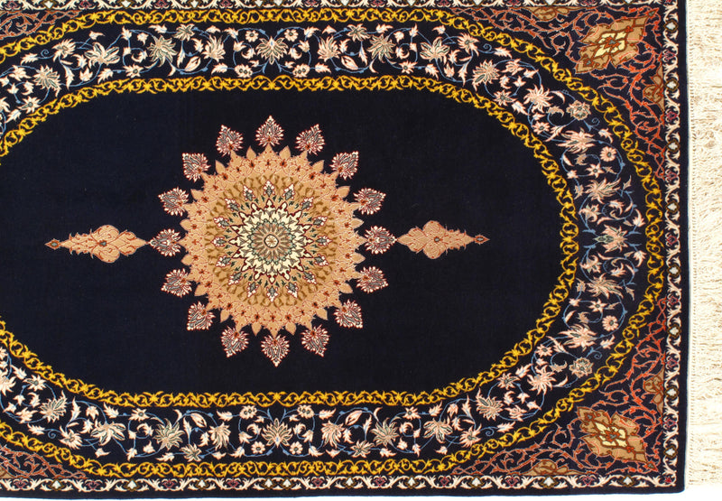 Persian Isfahan Rug - 3?7? Ã 5?11?