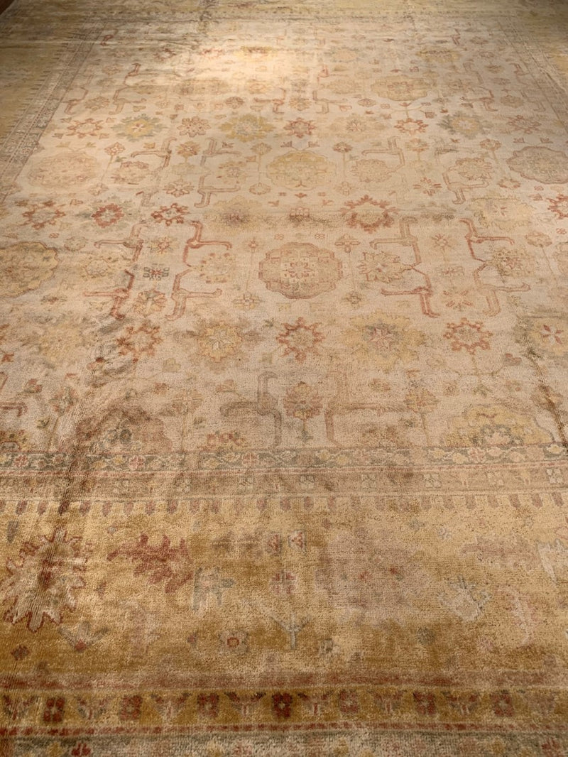 Traditional Oushak Design Hand-knotted Rug 12' x 15'