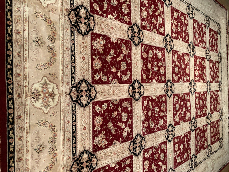 Red Persian Hand Knotted Tabriz Design Design 12' X 15'