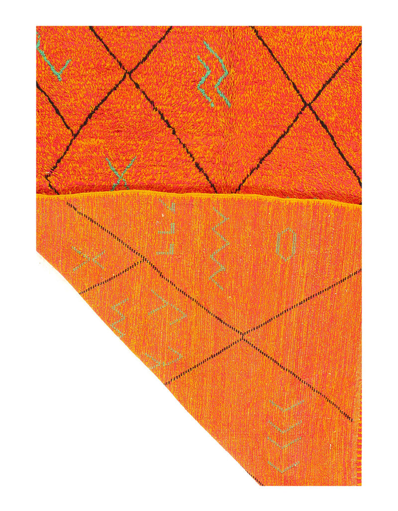Fine Hand Knotted Vintage moroccon 6' X 8'5''