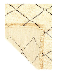Fine Hand Knotted Vintage Moroccon rug 5'6'' X 6'