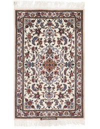 Ivory Persian Isfahan Wool & Silk 2'6" X 4'