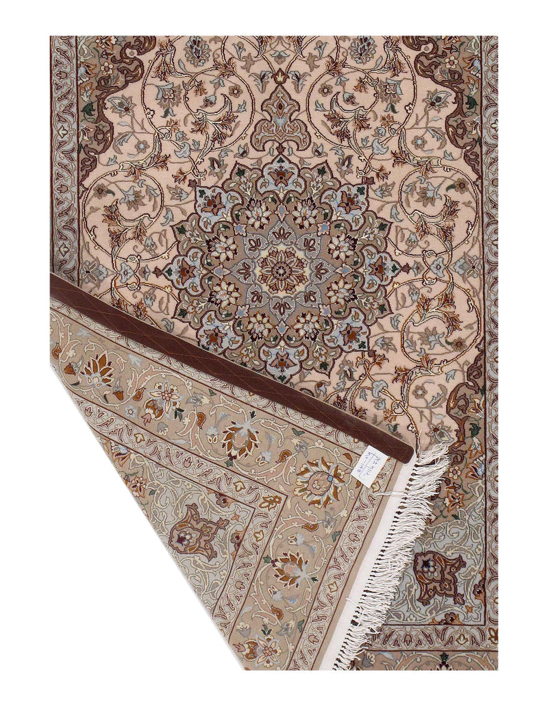 Ivory Persian Isfahan 4' x 5'6"