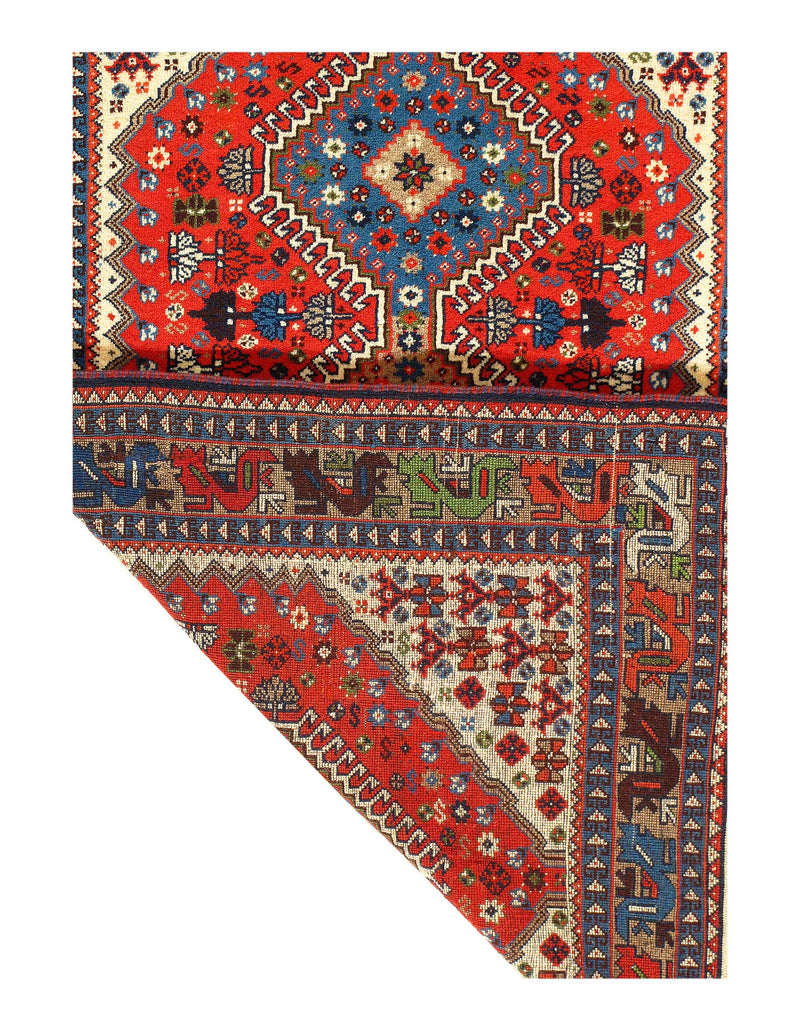 Fine Hand Knotted Persian Yalameh rug 3'5'' X 5'3''