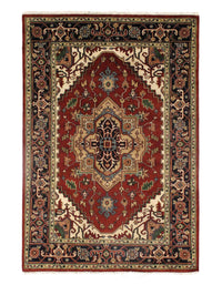 Fine Hand Knotted Persian serapi design 6' X 9'