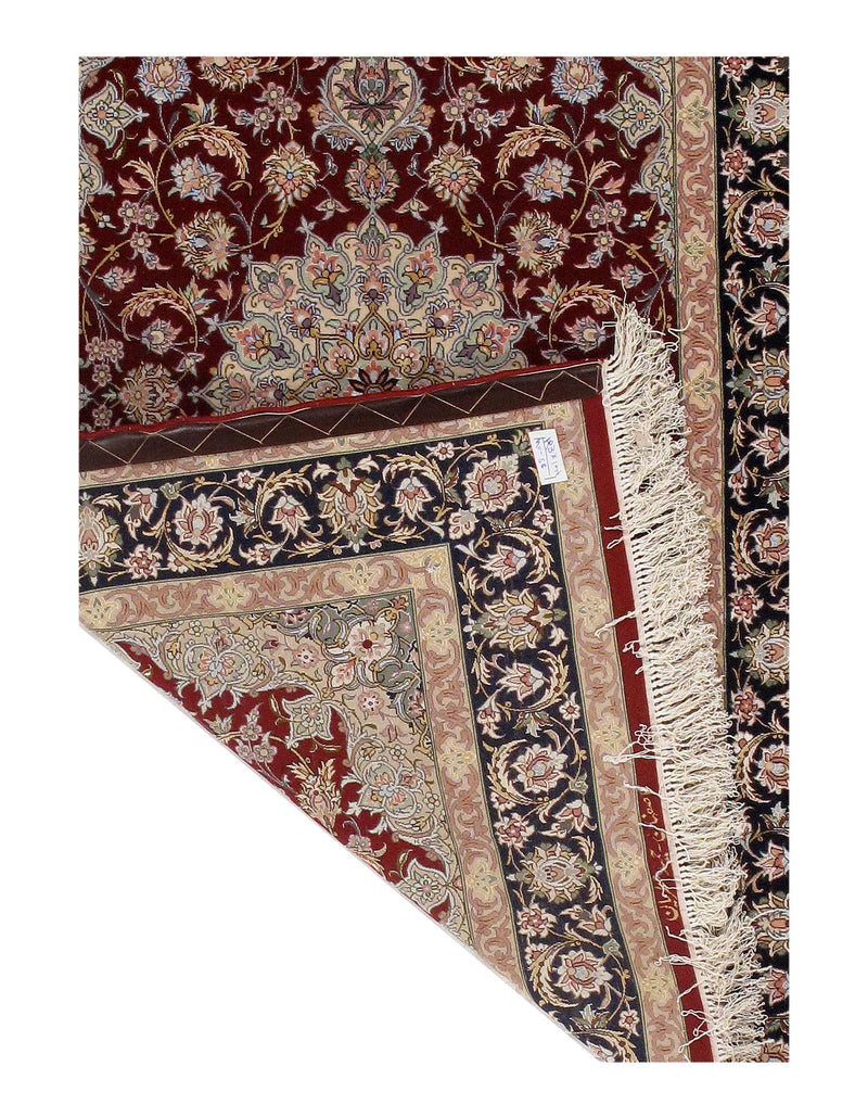 Super Fine Hand-Knotted Wool & Silk Isfahan rug 3'5" x 5'4"