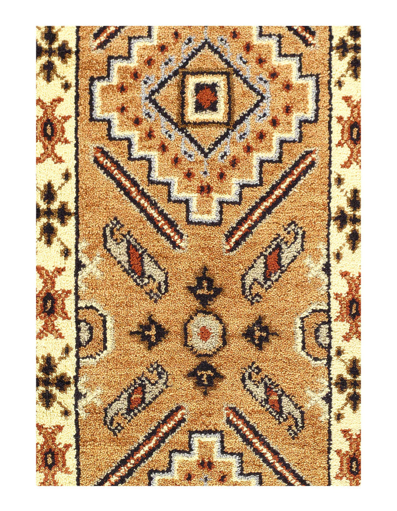 Fine hand Knotted Kazak design 2'2'' X 6'7''