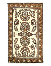 Fine Hand Knotted Persian Mashad rug 3'9'' X 6'4''