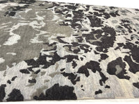 Fine Hand Knotted Modern rug 5'11'' X 7'11''