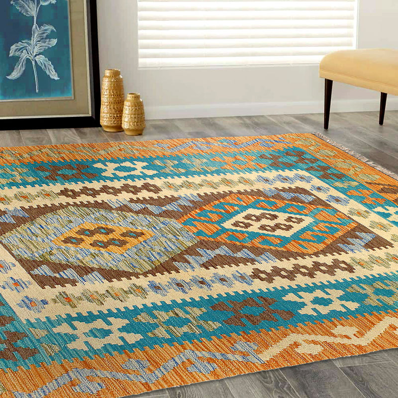 Flat weave kilim 3'6" X 4'11"