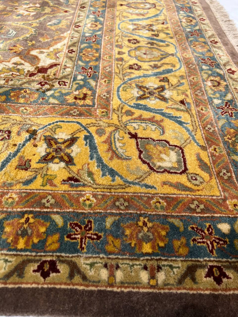 Fine Hand Knotted Tabriz Design design 7'11'' X 9'11''