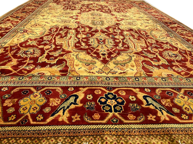 Fine hand Knotted Agra 8' X 11'8''