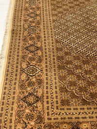 Fine Hand Knotted Persian silk & wool Tabriz Design 6'7'' X 10'3''