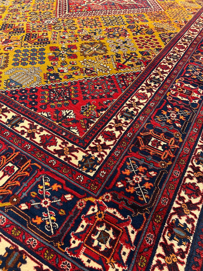 Fine Hand Knotted Persian Joshegan rug 7'6'' X 11'2''