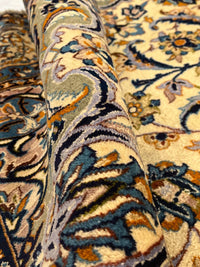 Fine Hand Knotted Persian Vintage Kashan 7'1'' X 10'3''