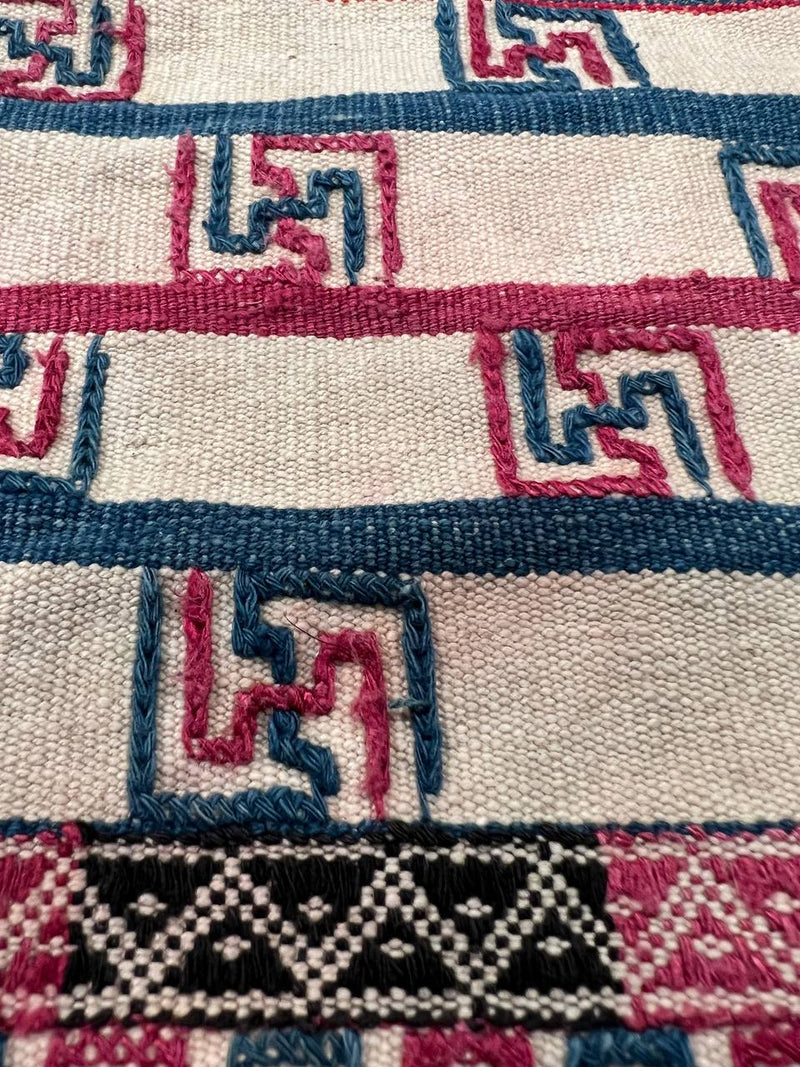 Fine Hand Knotted flat Weave vintage Textile 4'6'' X 8'