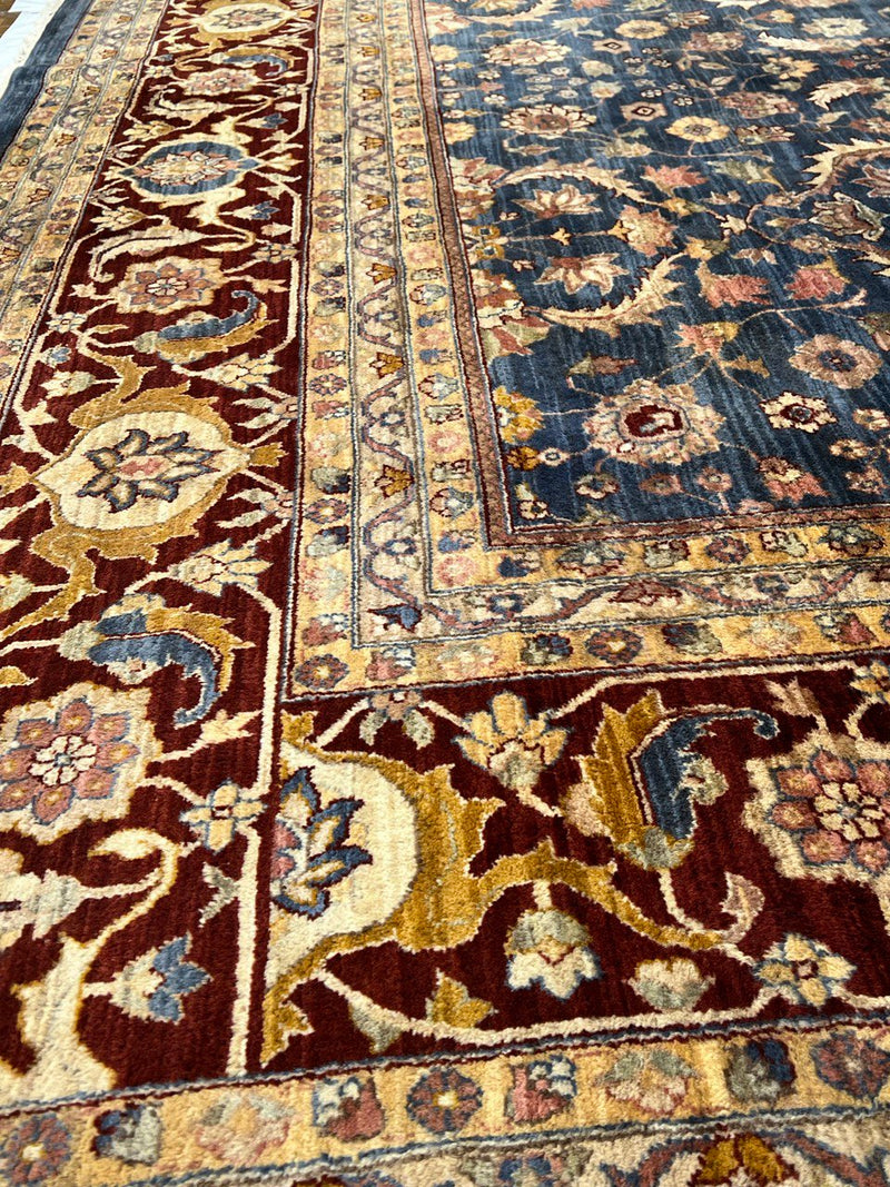 Fine Hand Knotted Agra rug 12' X 18'2''