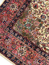 Fine Hand Knotted Vintage Persian Tabriz Design S/W rug 6'6'' X 9'11''