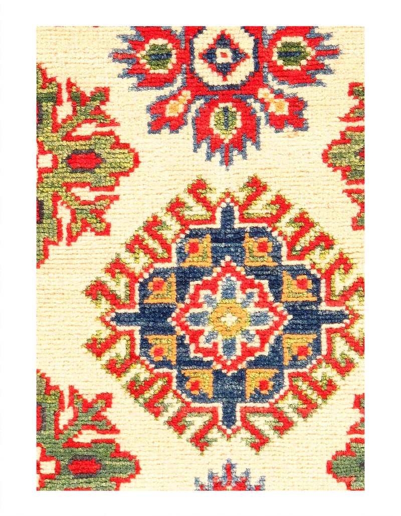 Fine Hand Knotted Kazak rug 2' X 3'