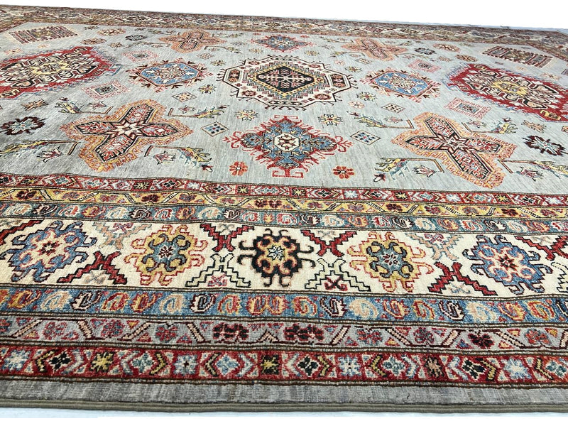 Fine Hand Knotted Kazak rug 8'6'' X 11'8''