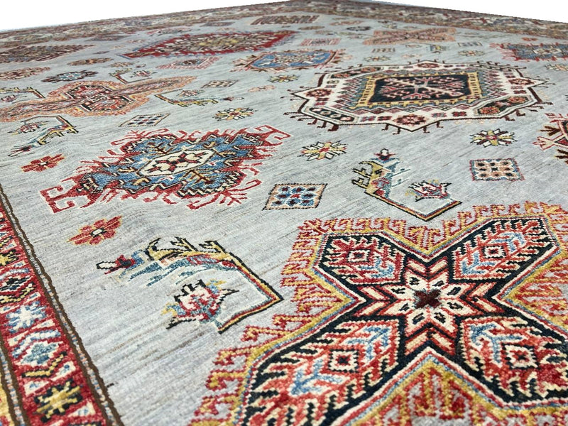 Fine Hand Knotted Kazak rug 8'6'' X 11'8''