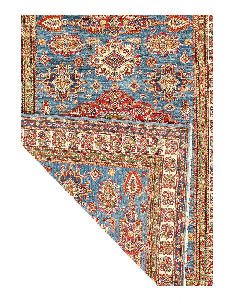 Fine Hand Knotted Kazak rug 5'9'' X 8'