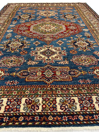 Fine Hand Knotted Kazak rug 5'9'' X 8'