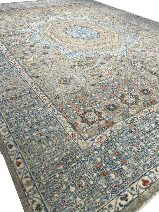 Fine hand Knotted Mamluk design 9' X 12'