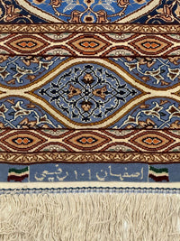 Persian Isfahan Silk & Wool 3'7'' X 5'2''